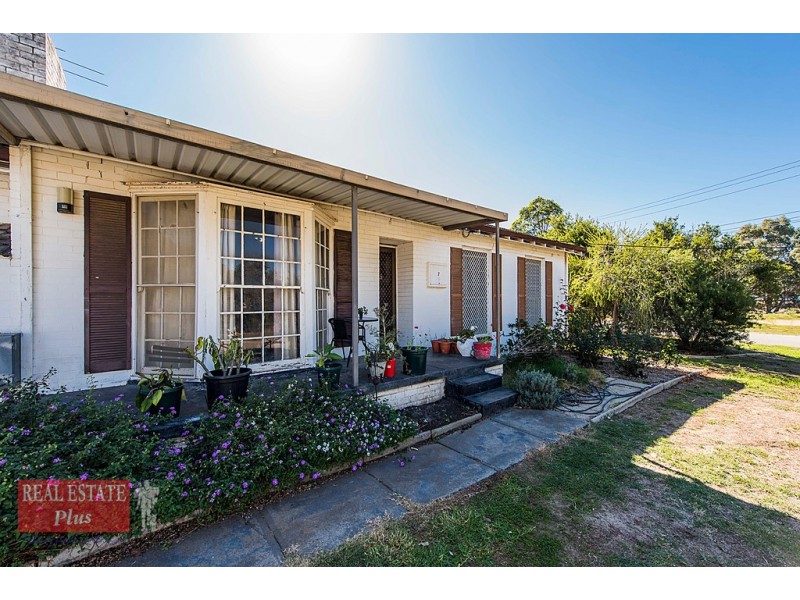 7 Avon Crescent, Viveash WA 6056