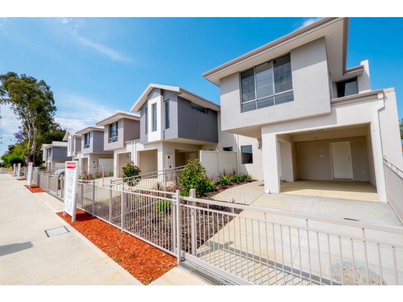 Unit 4, 39 Edinburgh Road, Forrestfield WA 6058