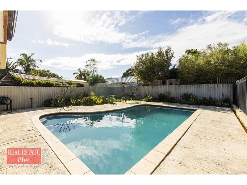 31 Fagin Way, Forrestfield WA 6058