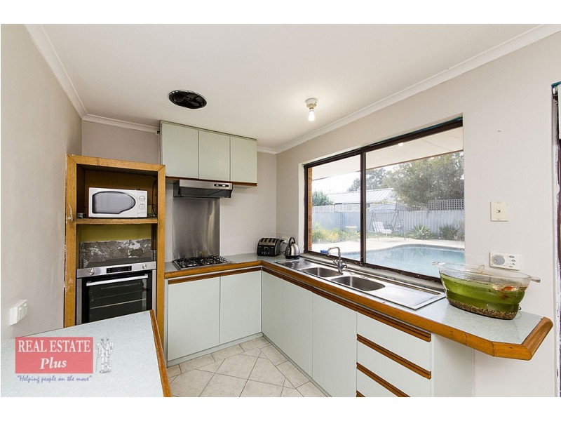 31 Fagin Way, Forrestfield WA 6058