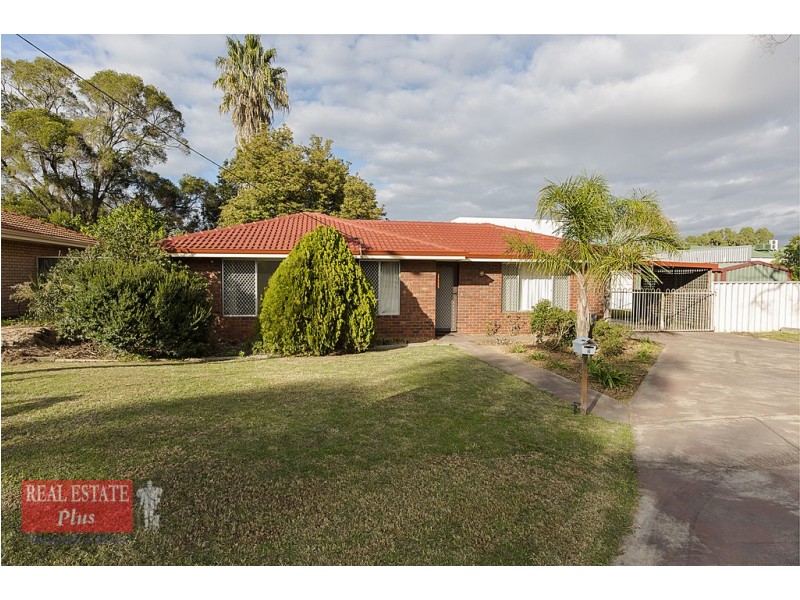 4 Ellesmere Road, Swan View WA 6056