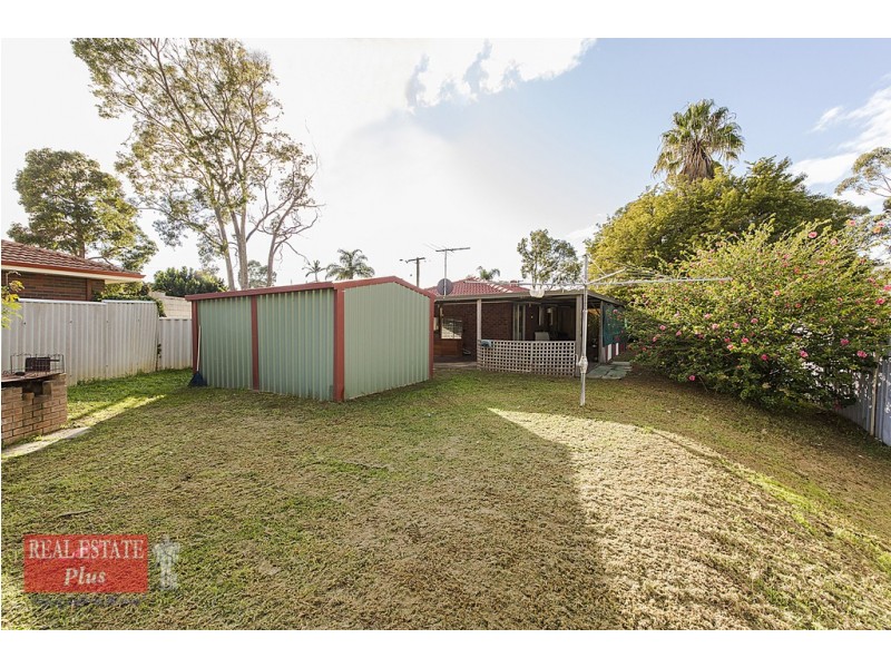 4 Ellesmere Road, Swan View WA 6056