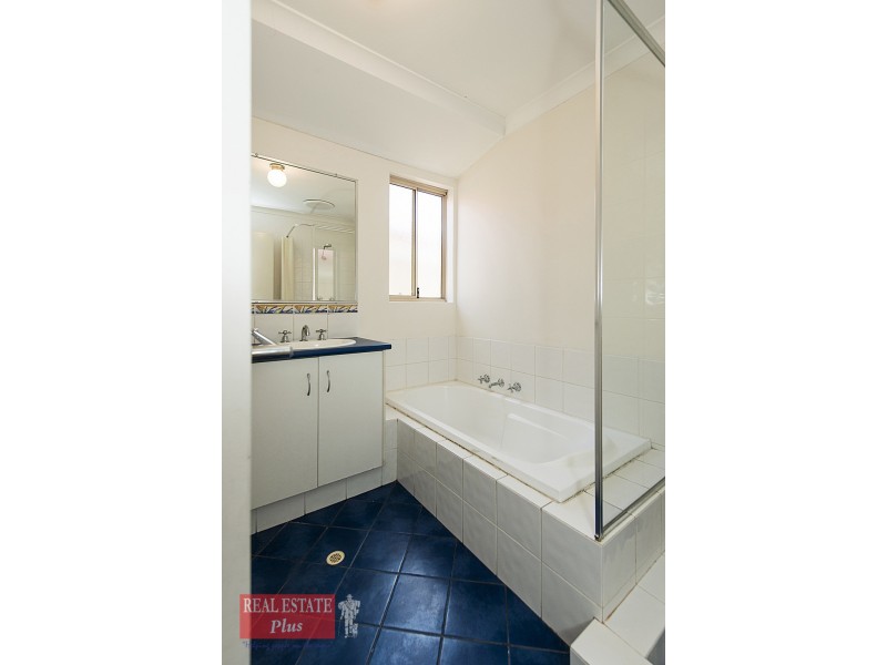 15B Charles East Street, Midland WA 6056