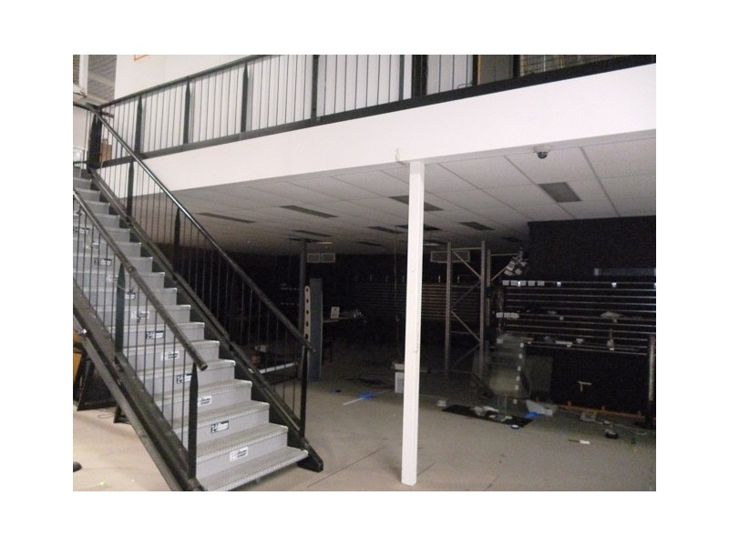 8A, 1296 Albany Hwy, Cannington WA 6107