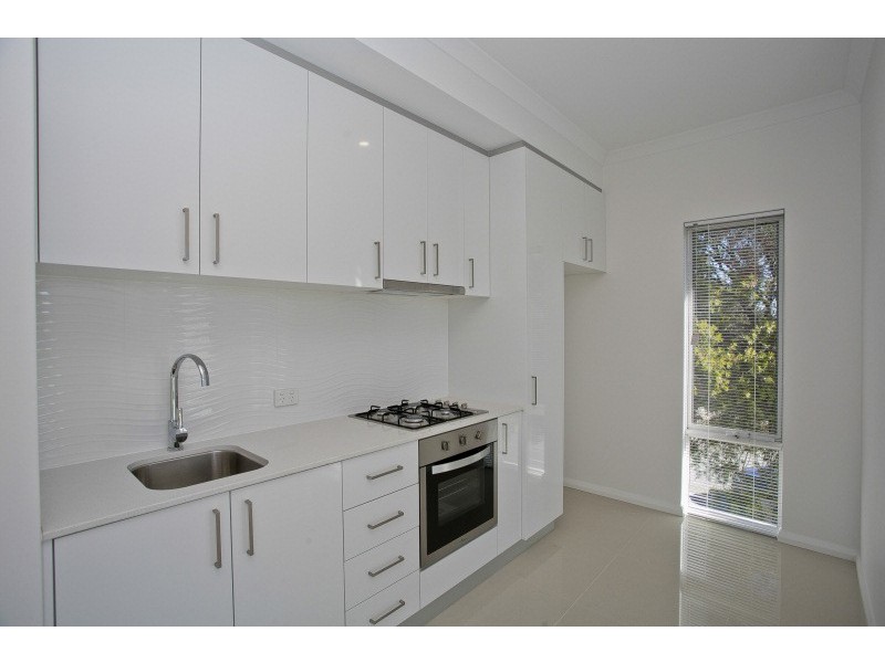 6/2A Wroxton Street, Midland WA 6056