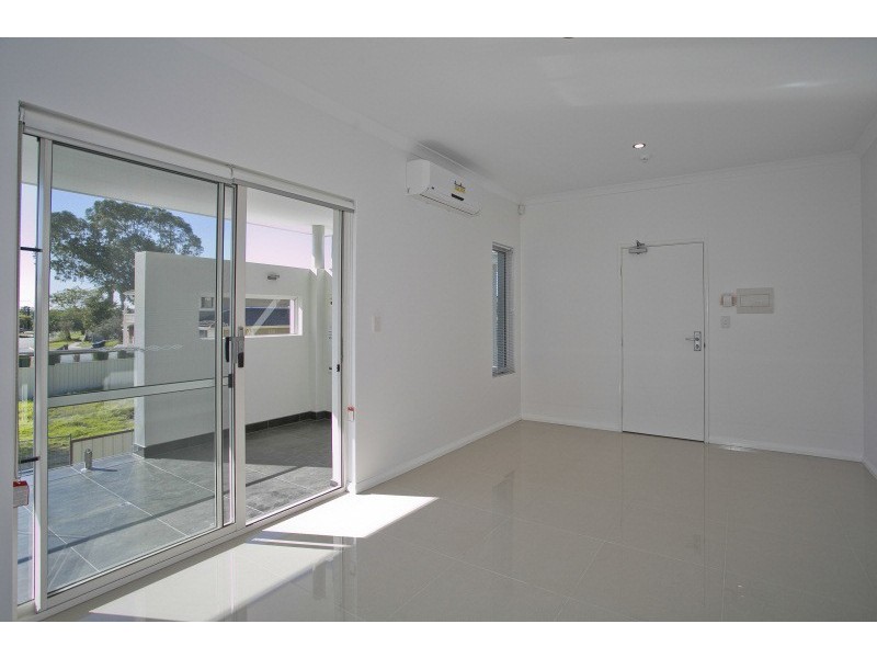 6/2A Wroxton Street, Midland WA 6056