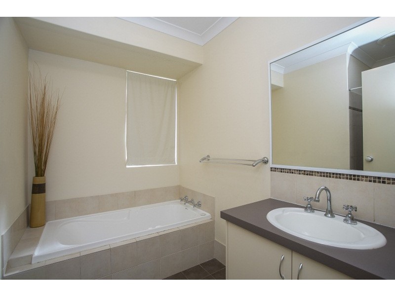 14A Salisbury Road, Midvale WA 6056