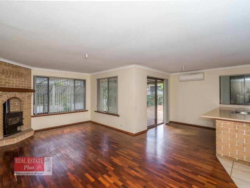 39 Pagnell Way, Swan View WA 6056