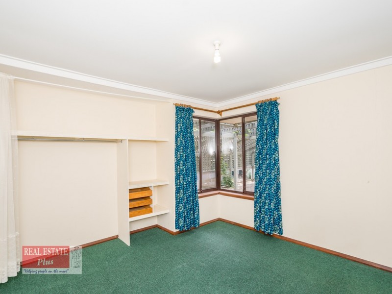 39 Pagnell Way, Swan View WA 6056