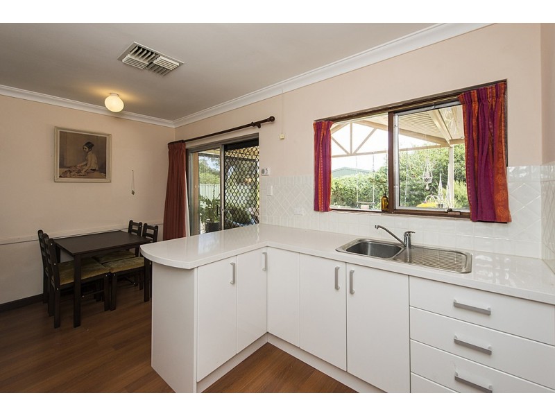 5 Worralda Street, Maida Vale WA 6057