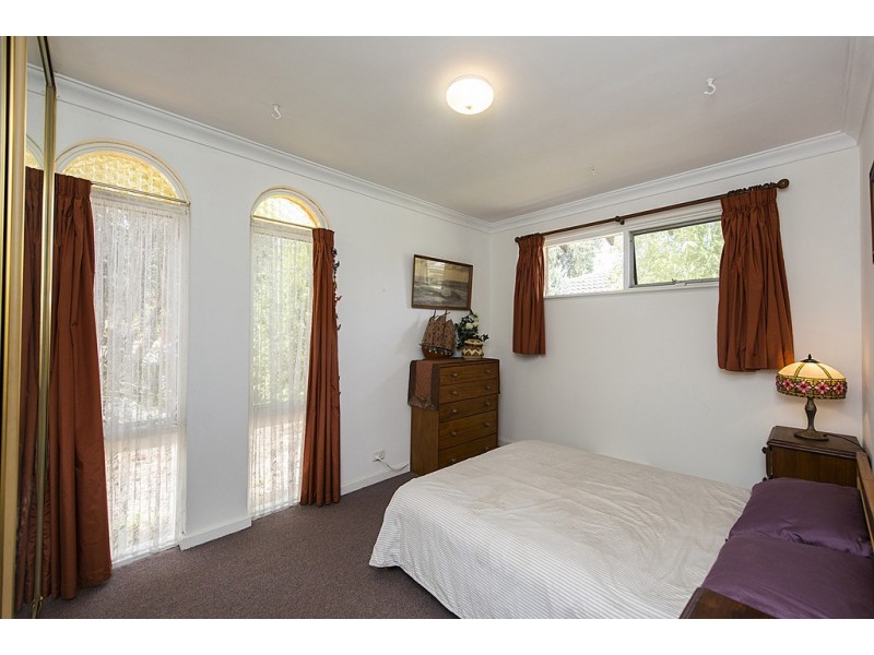 5 Worralda Street, Maida Vale WA 6057