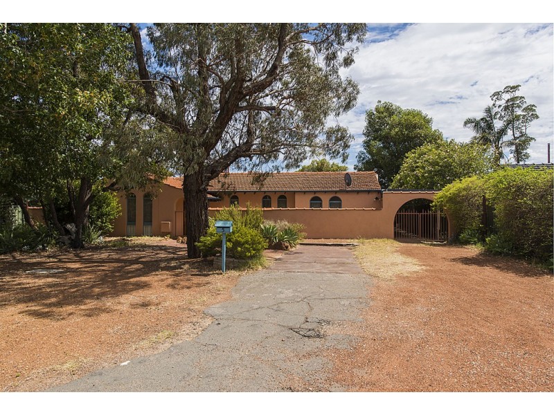5 Worralda Street, Maida Vale WA 6057