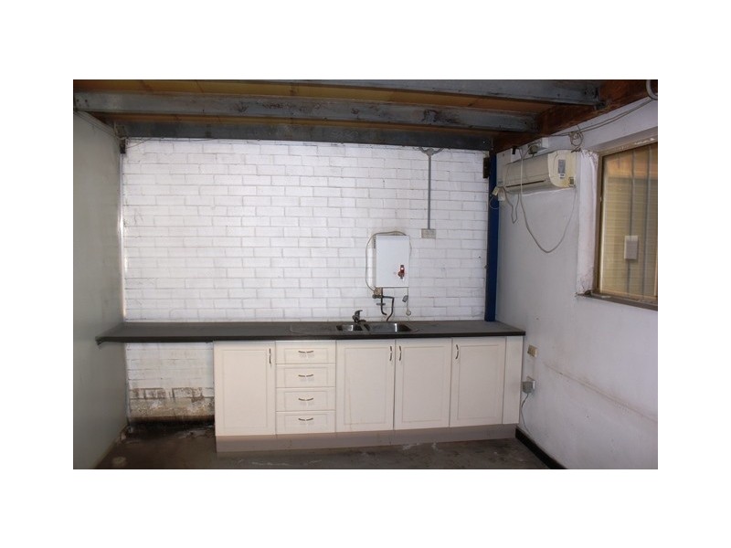 2, 4 Steele Court, South Guildford WA 6055