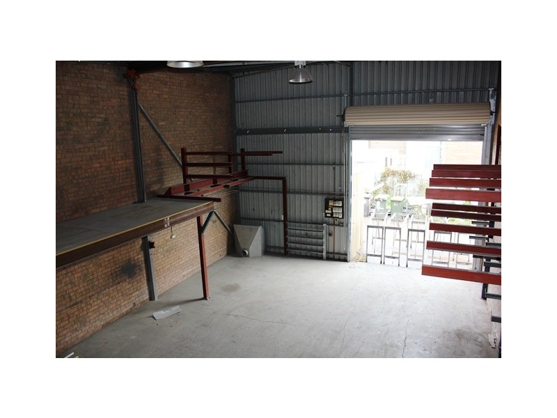 2, 4 Steele Court, South Guildford WA 6055