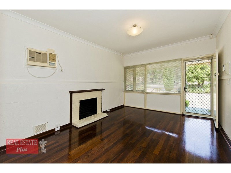 7 Gladstone Avenue, Swan View WA 6056