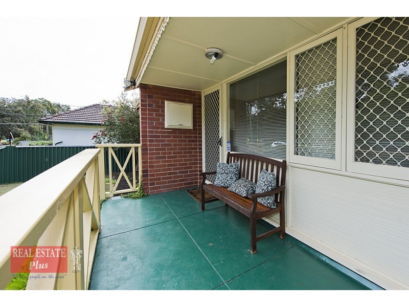 7 Gladstone Avenue, Swan View WA 6056