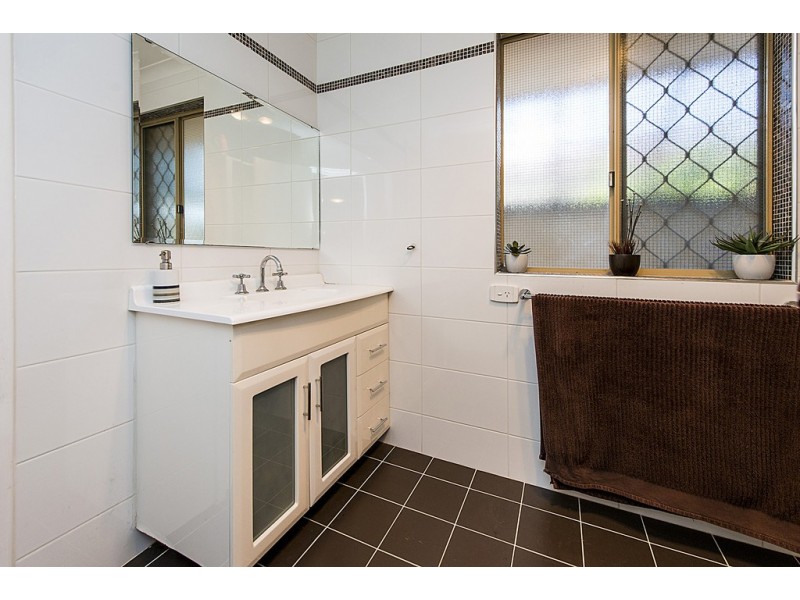 17 Egan Place, Midland WA 6056