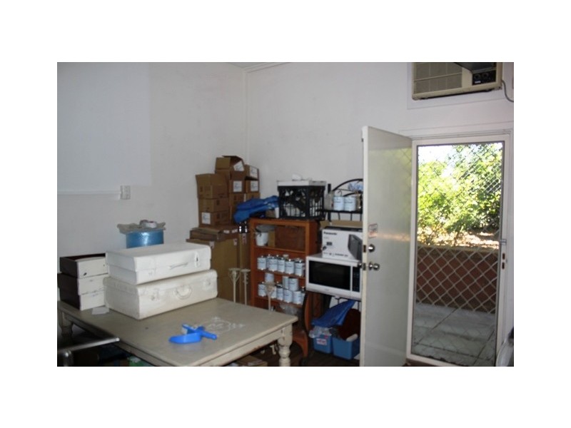 8A, 2 The Crescent, Midland WA 6056