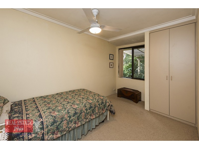 14 Roberts Place, Greenmount WA 6056