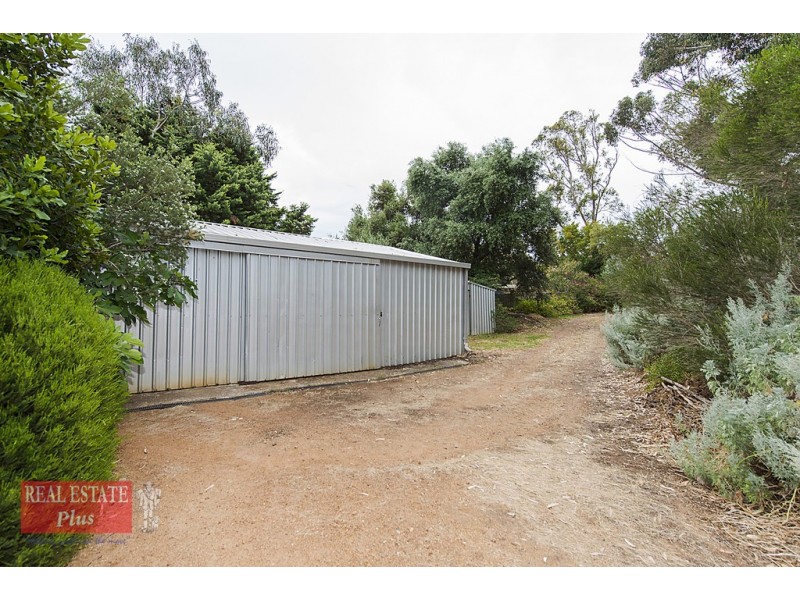14 Roberts Place, Greenmount WA 6056