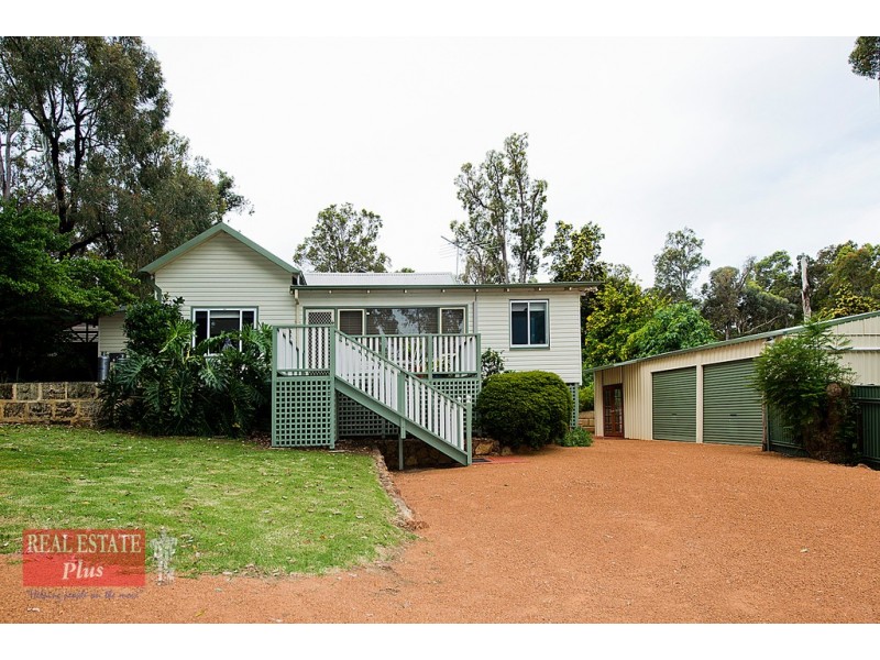 24 Hanley Street, Stoneville WA 6081