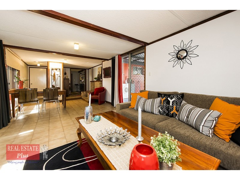 106 Clayton Street, Bellevue WA 6056