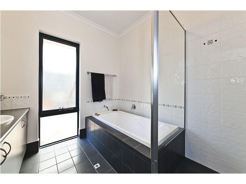 19 Centaur Circle, Woodbridge WA 6056