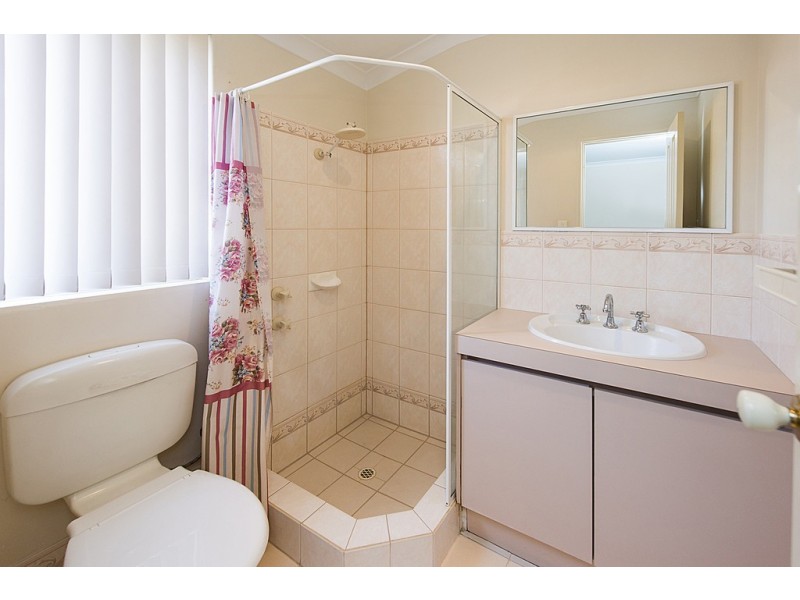 5 Tuscany Place, Caversham WA 6055