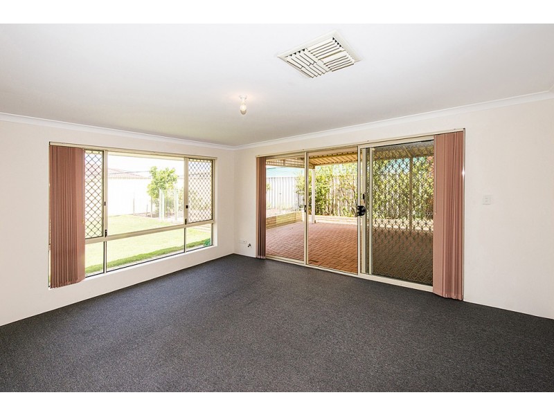 5 Tuscany Place, Caversham WA 6055