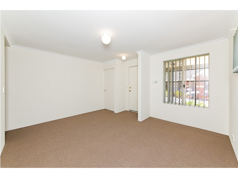 6/28 Holmesdale Road, Woodbridge WA 6056