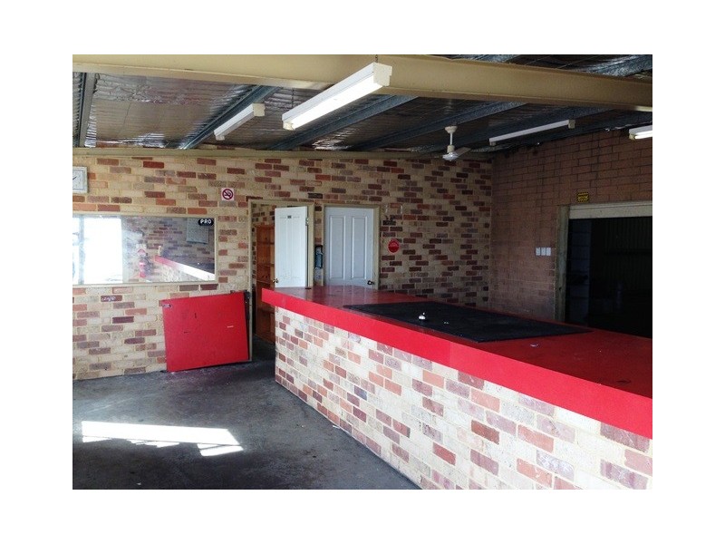 5 Rothschild Place, Midvale WA 6056