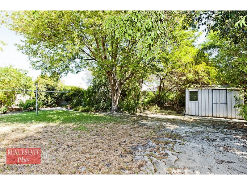 38 Juniper Way, Forrestfield WA 6058