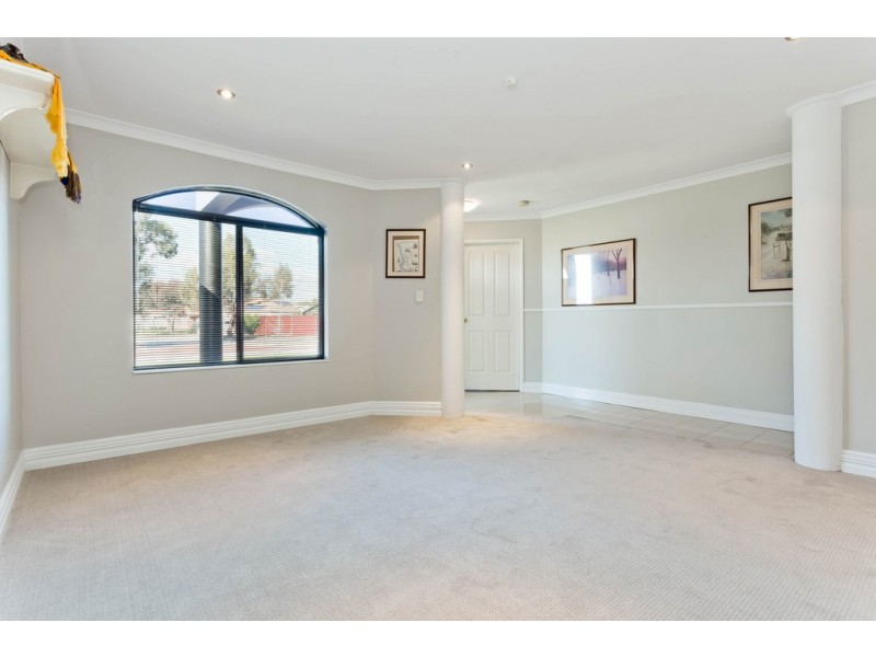 11 Wundu Entrance, South Guildford WA 6055