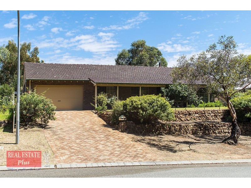 12 Damascus Drive, Greenmount WA 6056