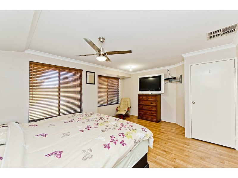 27 Tobin Street, Mount Helena WA 6082