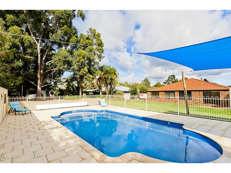 27 Tobin Street, Mount Helena WA 6082