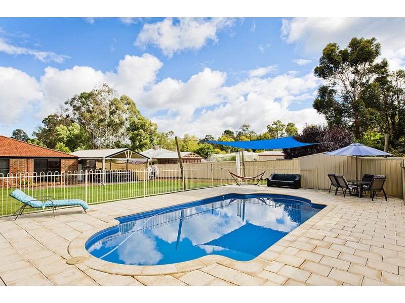 27 Tobin Street, Mount Helena WA 6082