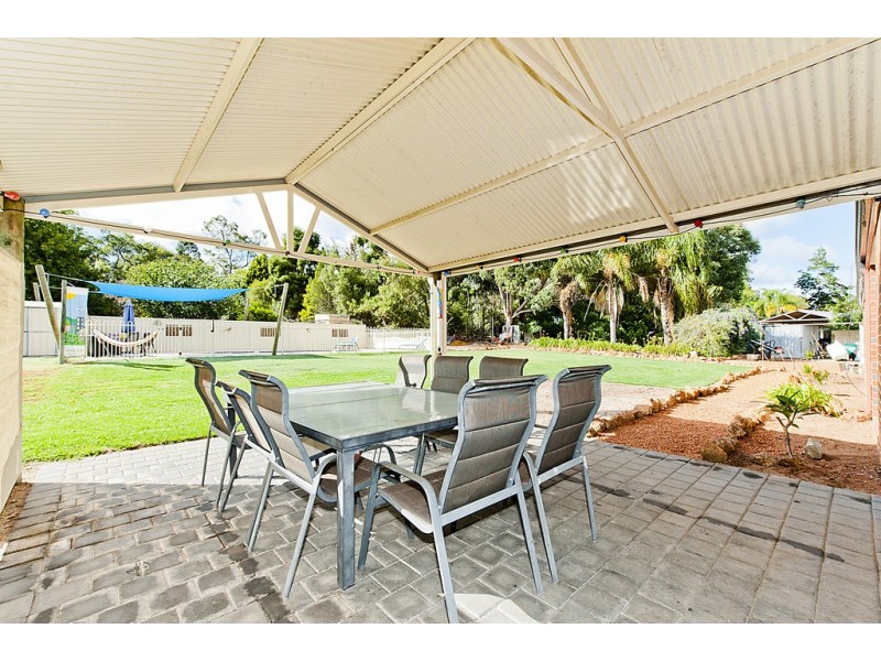 27 Tobin Street, Mount Helena WA 6082