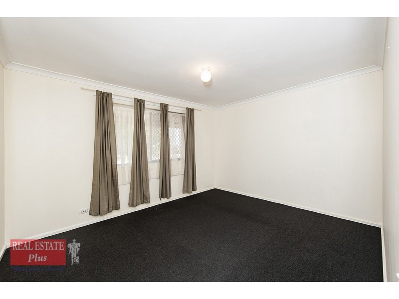 4 Pollitt Close, Armadale WA 6112