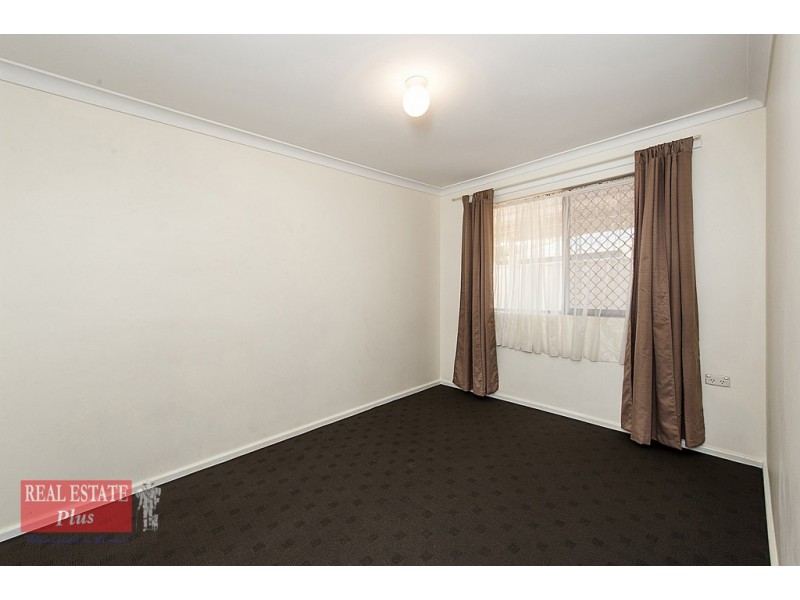 4 Pollitt Close, Armadale WA 6112