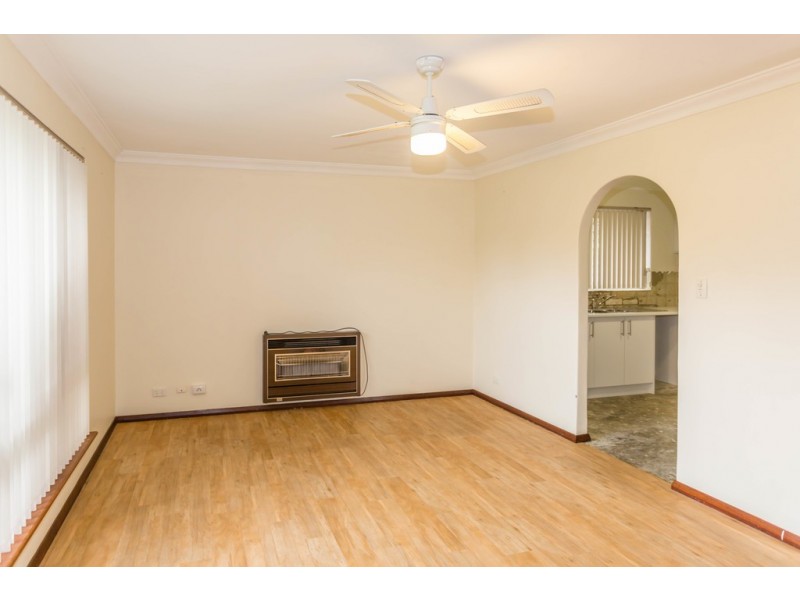 16 Carissa Way, Forrestfield WA 6058
