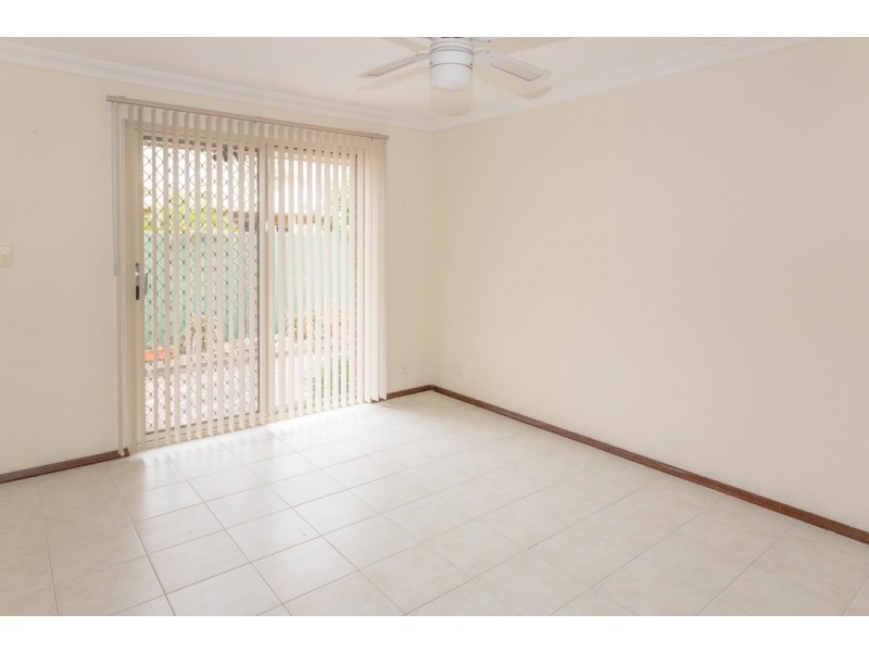 16 Carissa Way, Forrestfield WA 6058