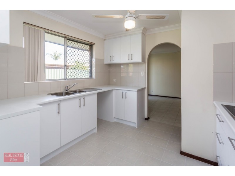 16 Carissa Way, Forrestfield WA 6058