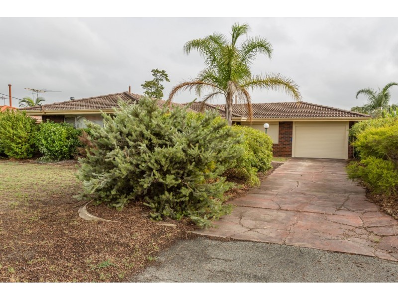 16 Carissa Way, Forrestfield WA 6058