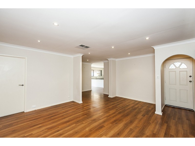 5 Plume Court, Lesmurdie WA 6076