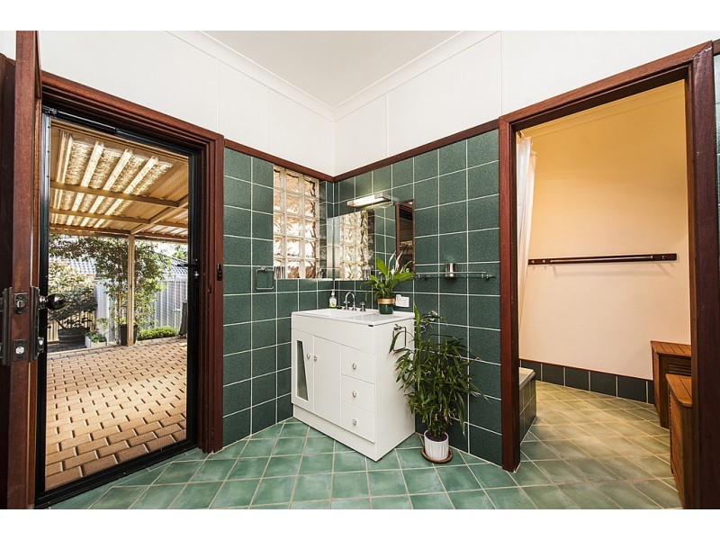 9 Fernan Road, High Wycombe WA 6057