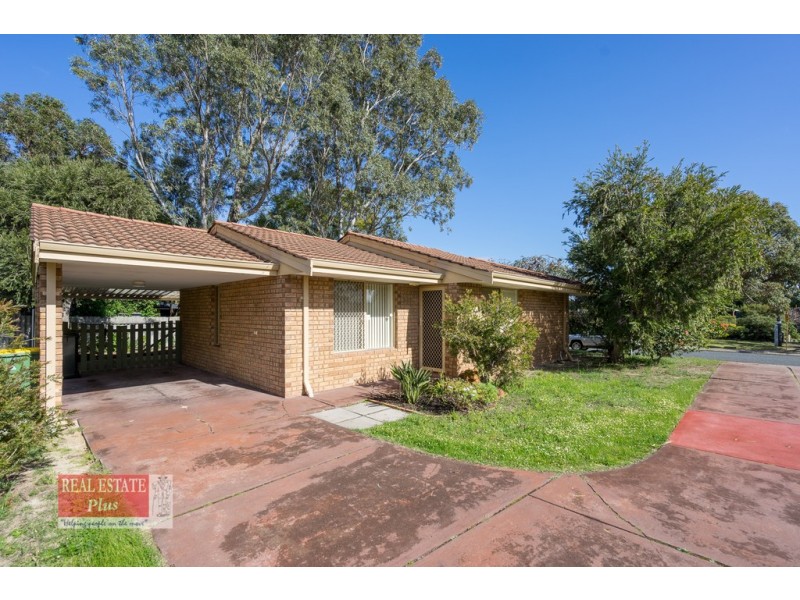 4/84 Agincourt Drive, Forrestfield WA 6058