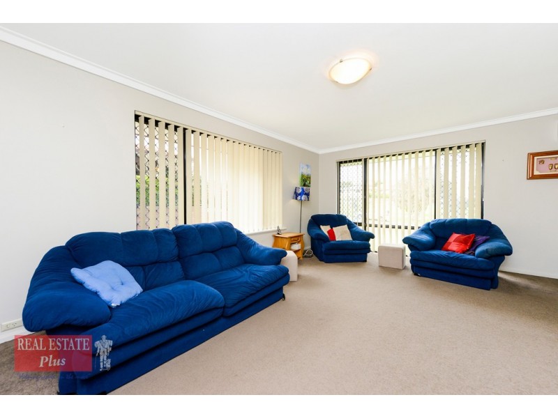 45 Chartwell Way, Swan View WA 6056
