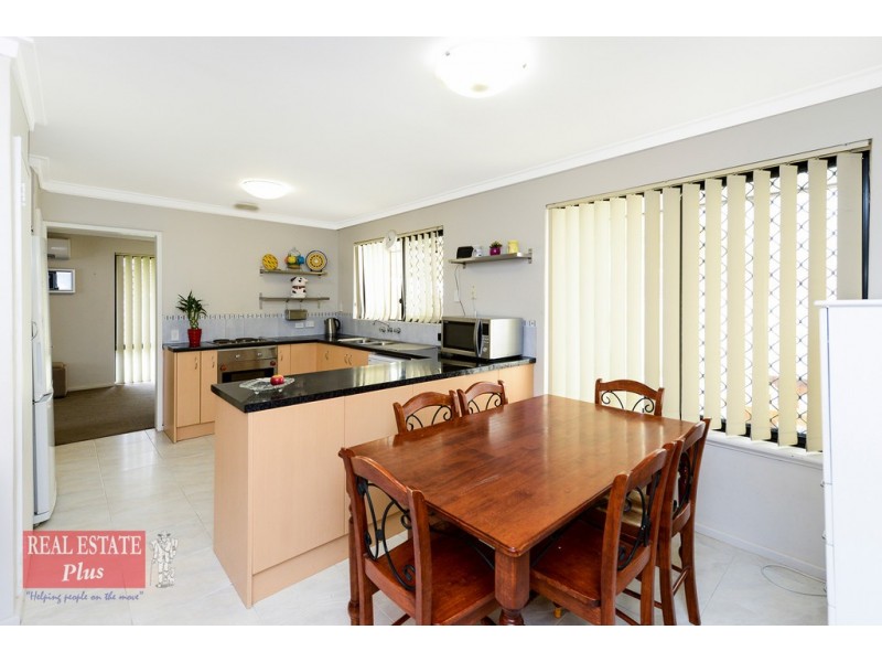 45 Chartwell Way, Swan View WA 6056