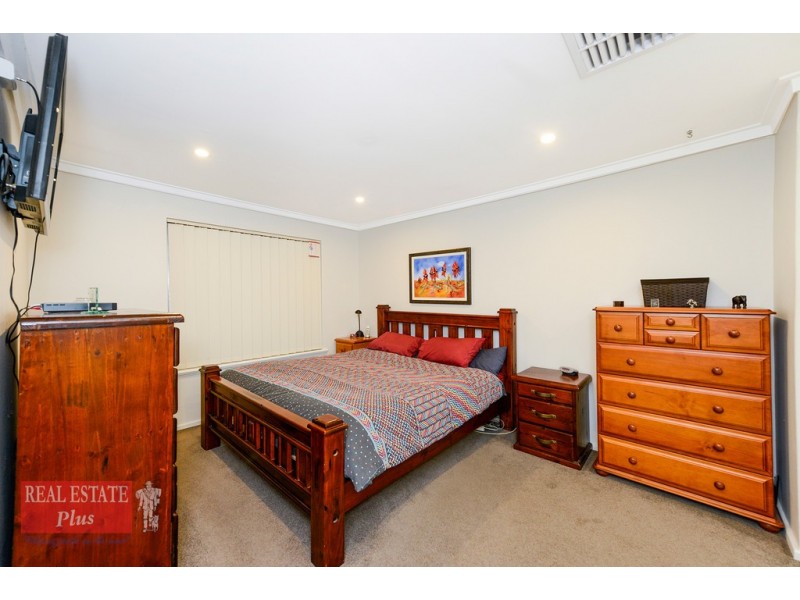 45 Chartwell Way, Swan View WA 6056